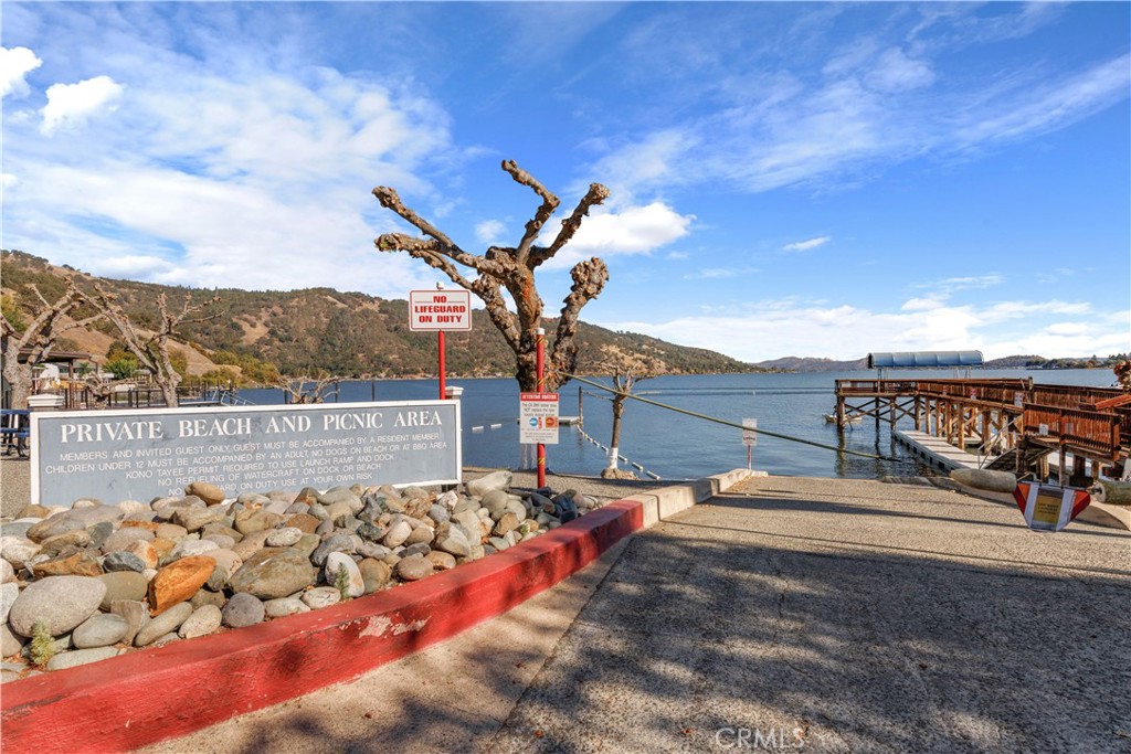 7795 Richard Dr, Lucerne, CA 95458