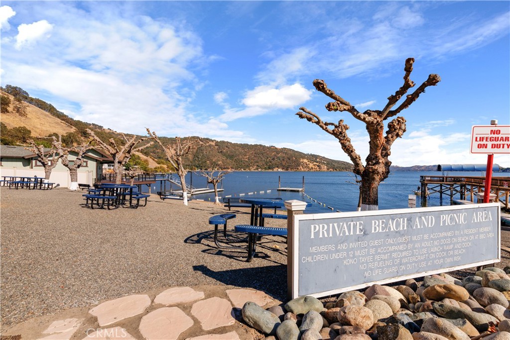 7795 Richard Dr, Lucerne, CA 95458