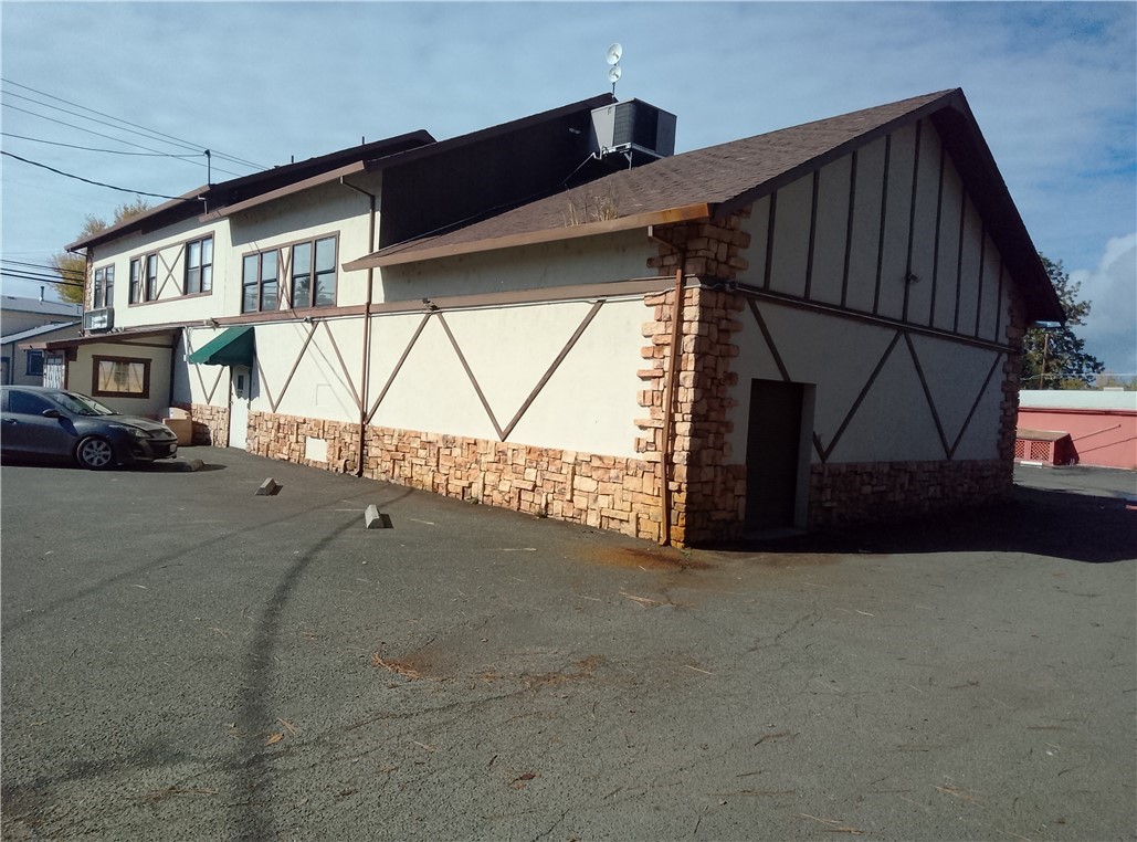 6110 E Hwy 20, Lucerne, CA 95458