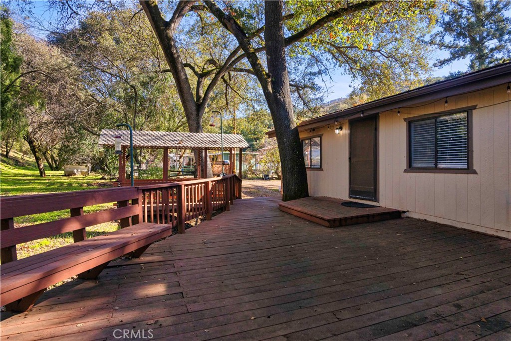 2305 Alta Vista, Lucerne, CA 95458