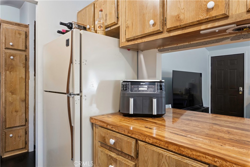 2305 Alta Vista, Lucerne, CA 95458