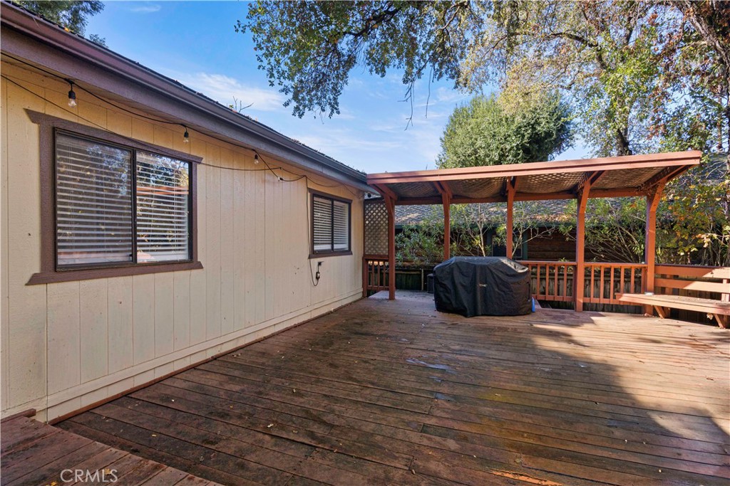 2305 Alta Vista, Lucerne, CA 95458