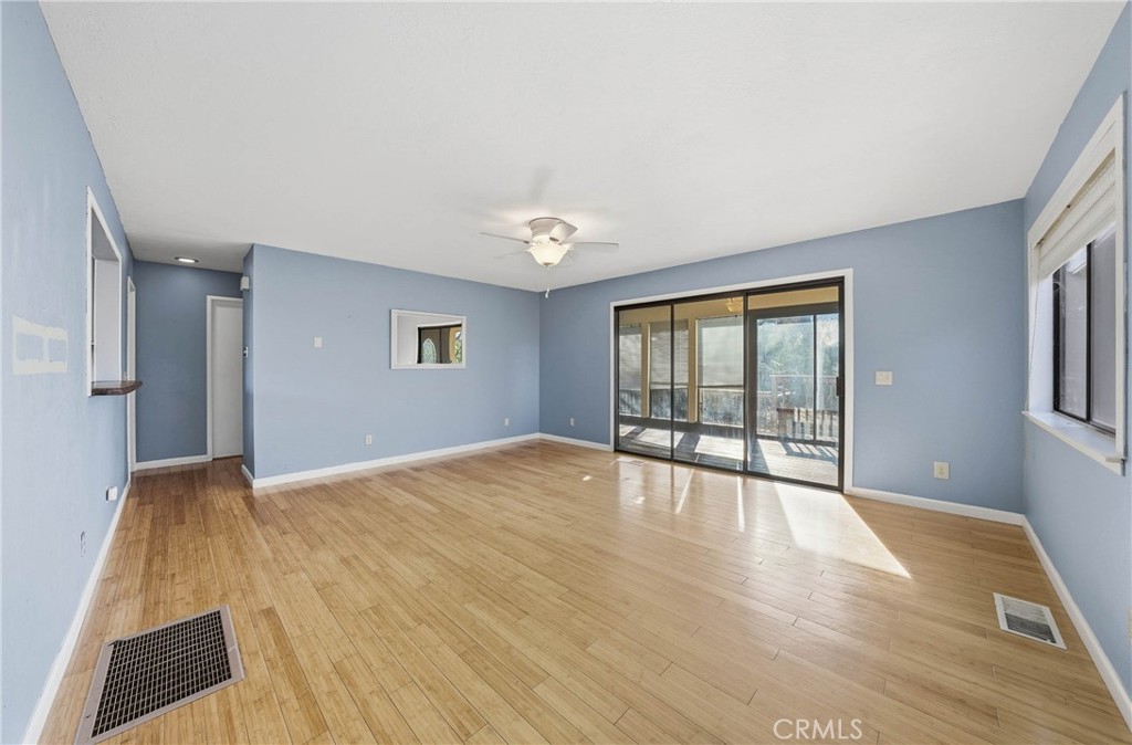 4080 Kensington Way, Lucerne, CA 95458