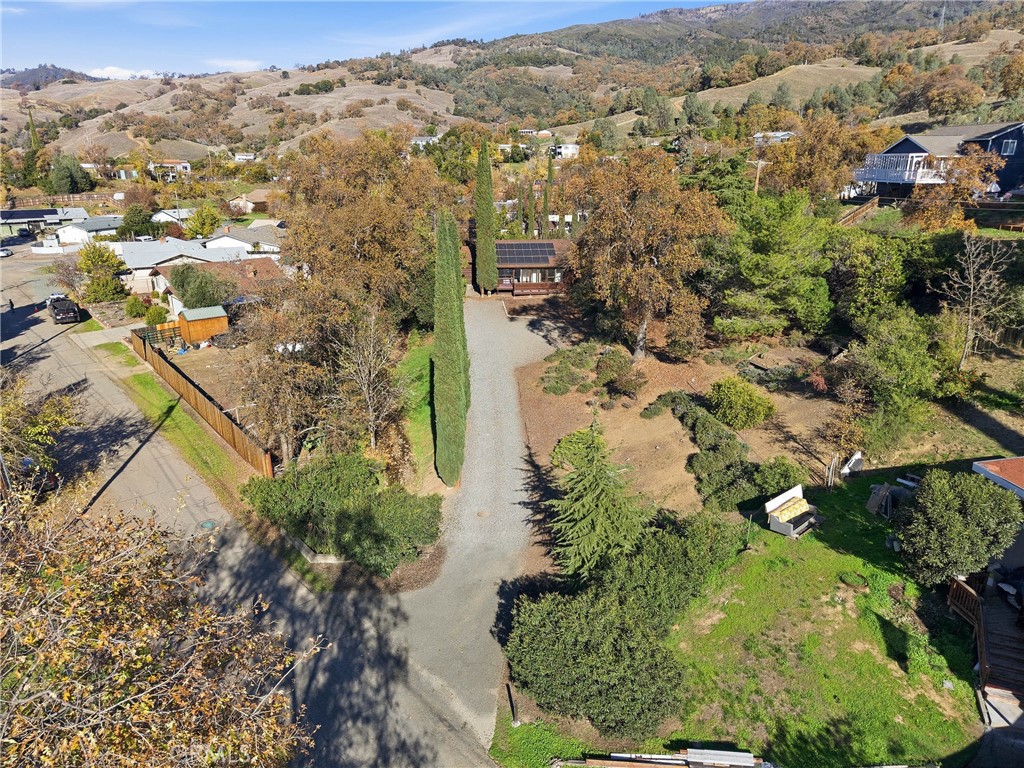 4080 Kensington Way, Lucerne, CA 95458