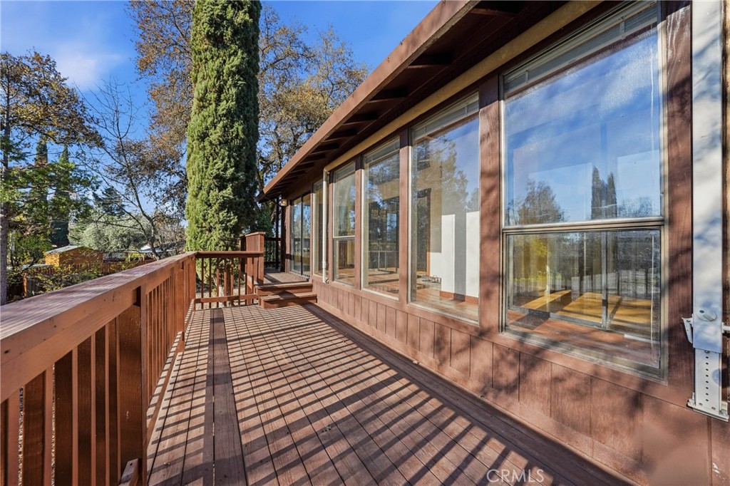 4080 Kensington Way, Lucerne, CA 95458