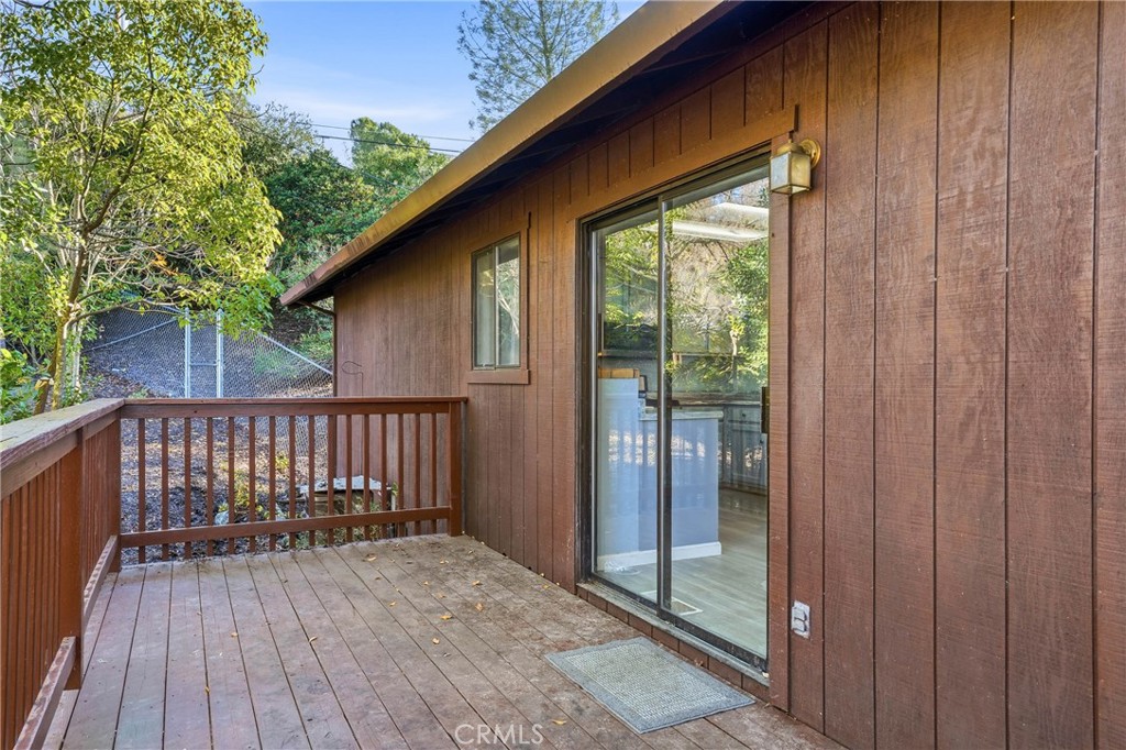 4080 Kensington Way, Lucerne, CA 95458