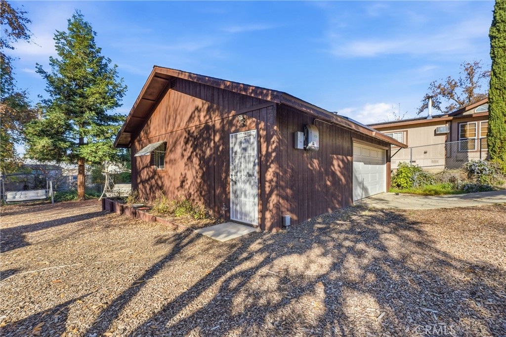 4080 Kensington Way, Lucerne, CA 95458