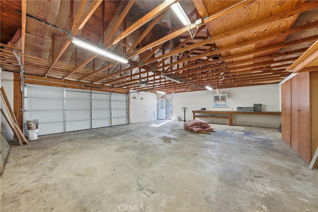 4080 Kensington Way, Lucerne, CA 95458