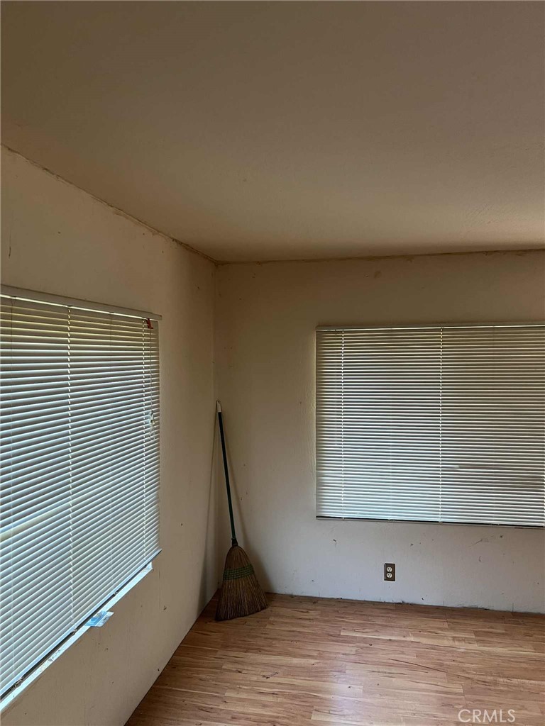 6145 2nd Ave, Lucerne, CA 95458