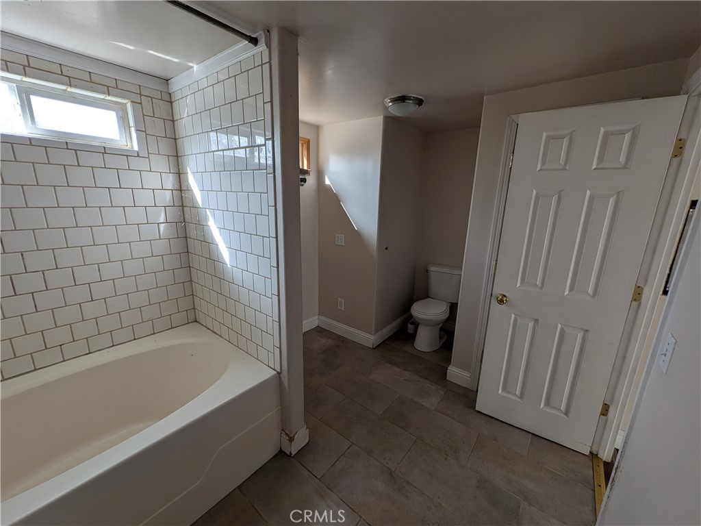 6029 1st Ave, Lucerne, CA 95458