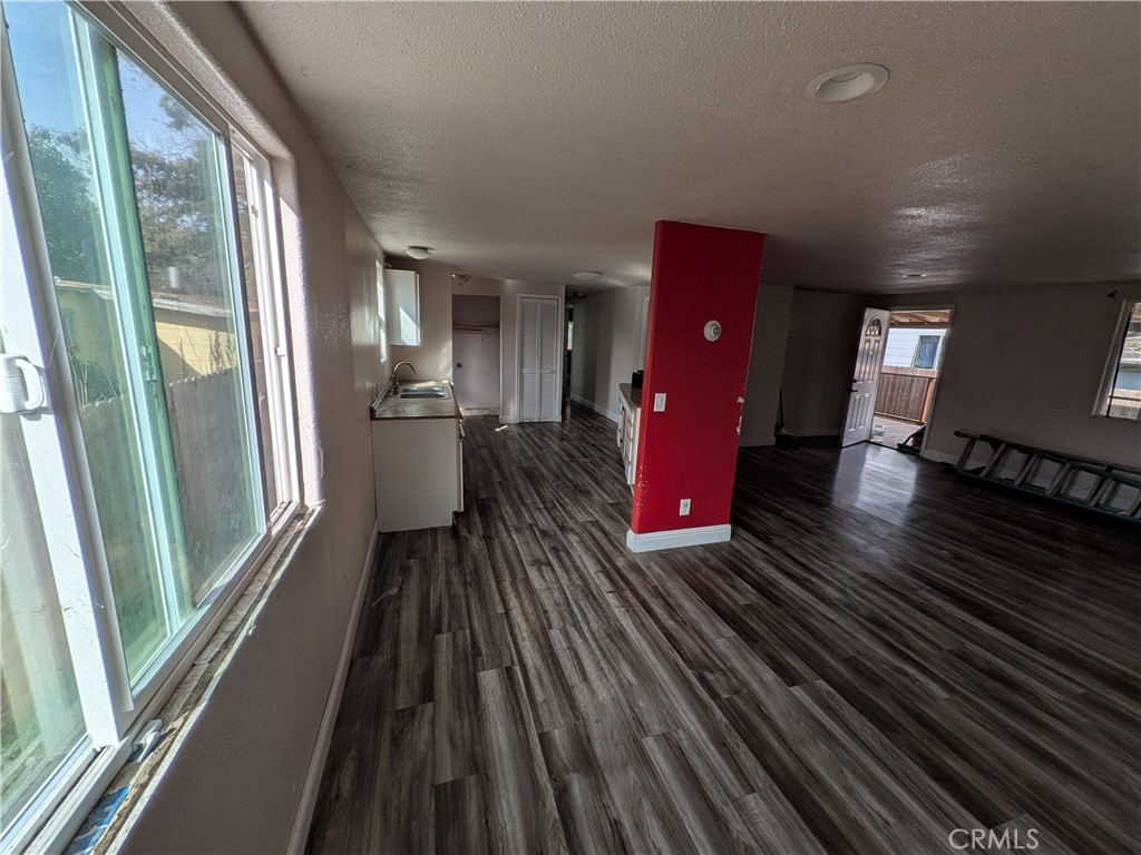 6029 1st Ave, Lucerne, CA 95458