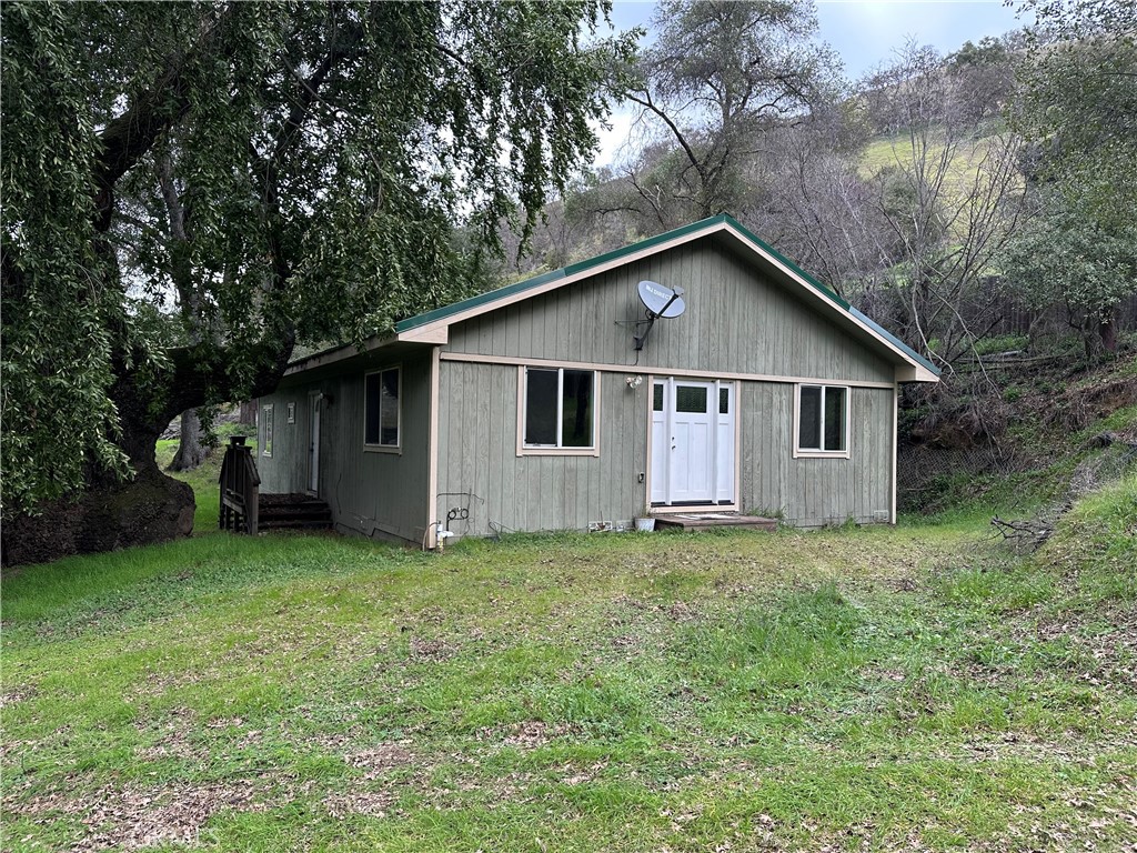 7004 E. Hwy 20, Lucerne, CA 95458