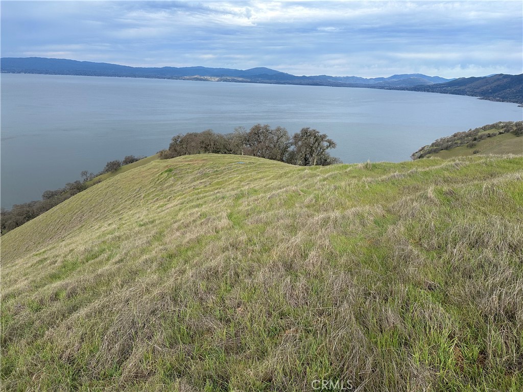 7004 E. Hwy 20, Lucerne, CA 95458