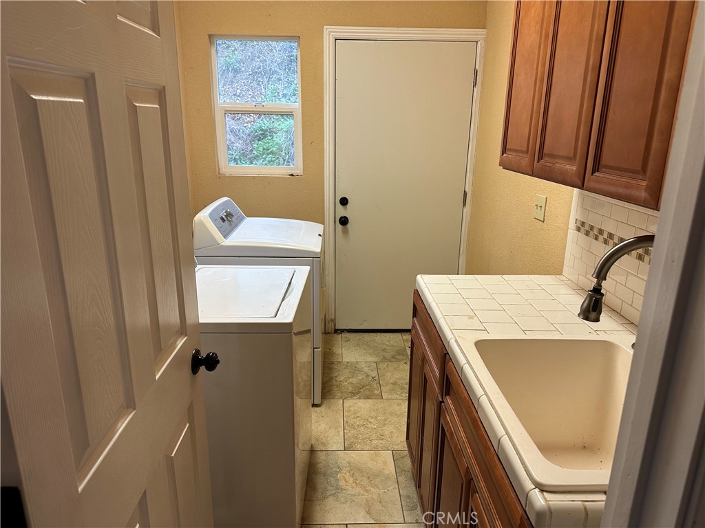 7004 E. Hwy 20, Lucerne, CA 95458