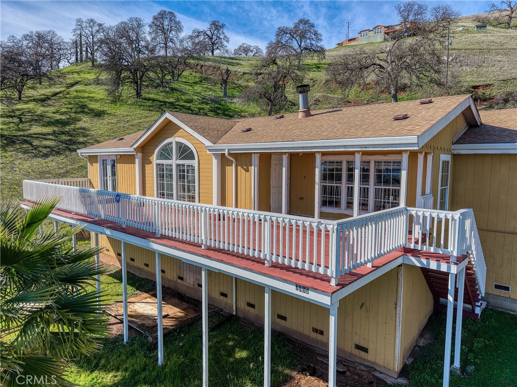 7765 Verna Way, Lucerne, CA 95458