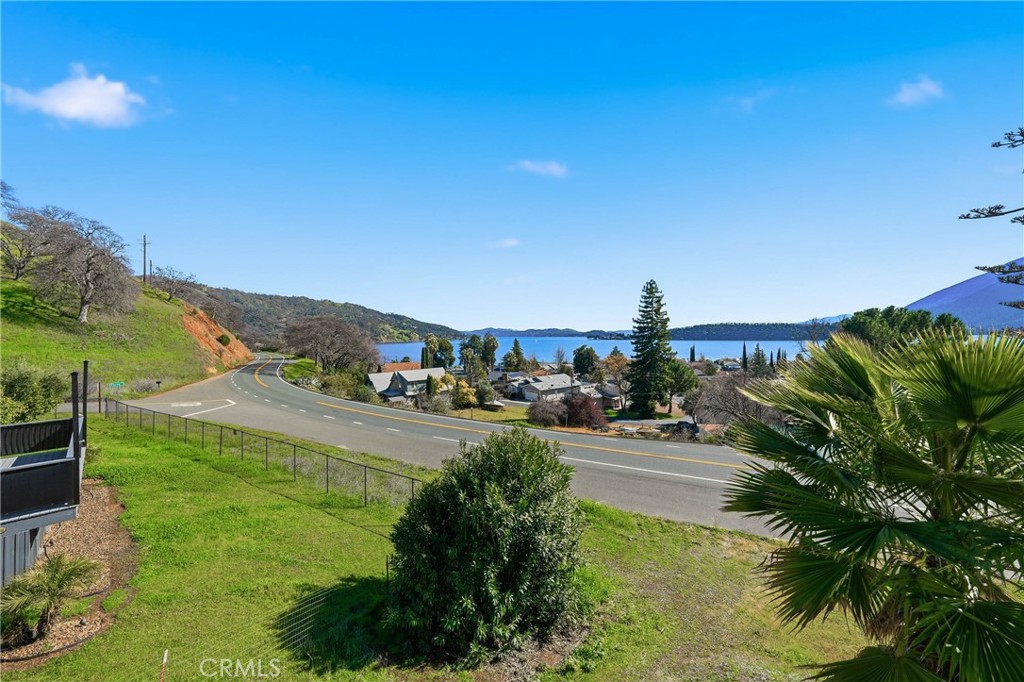 7765 Verna Way, Lucerne, CA 95458