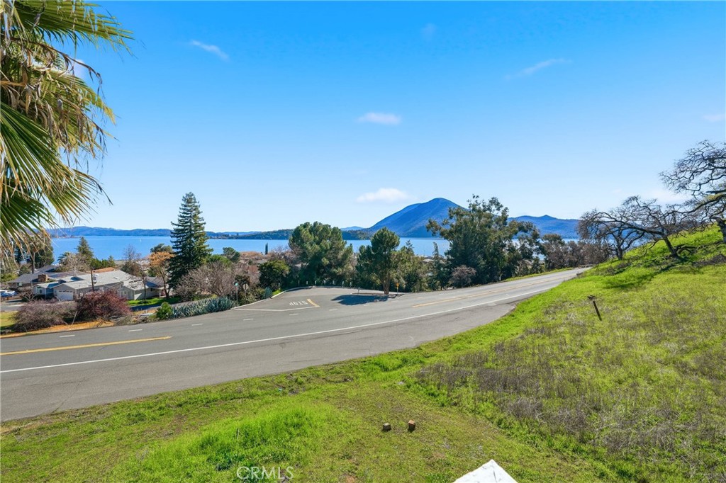 7765 Verna Way, Lucerne, CA 95458