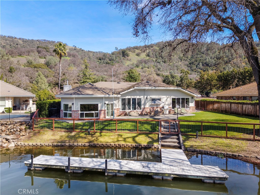 8641 Paradise Valley Blvd, Lucerne, CA 95458