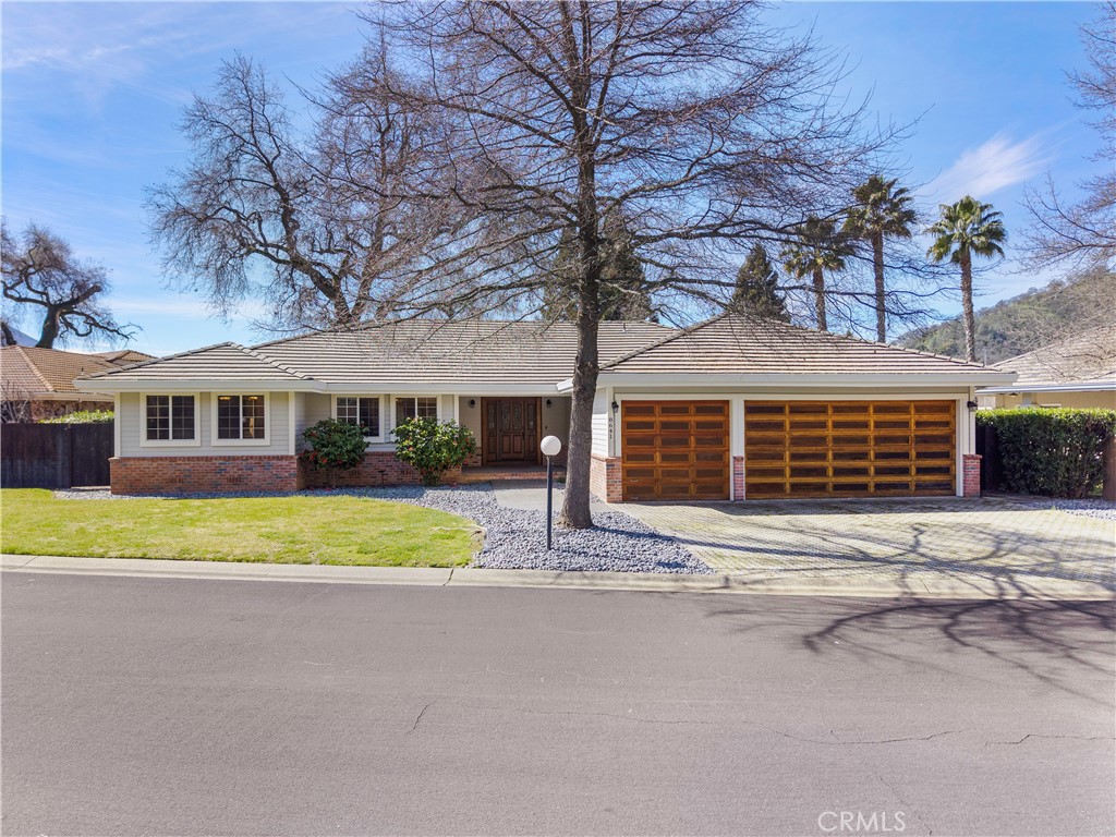 8641 Paradise Valley Blvd, Lucerne, CA 95458