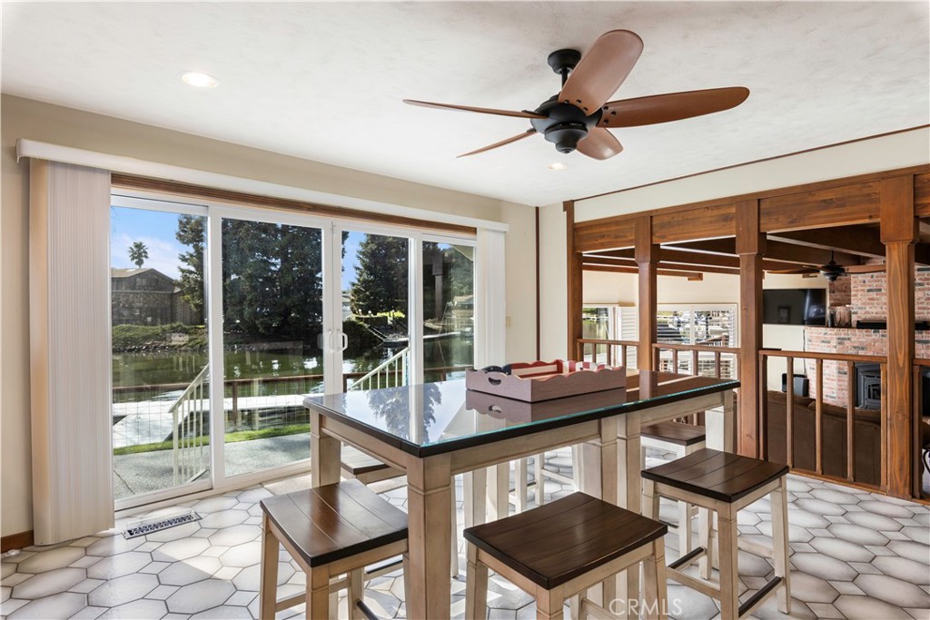 8641 Paradise Valley Blvd, Lucerne, CA 95458