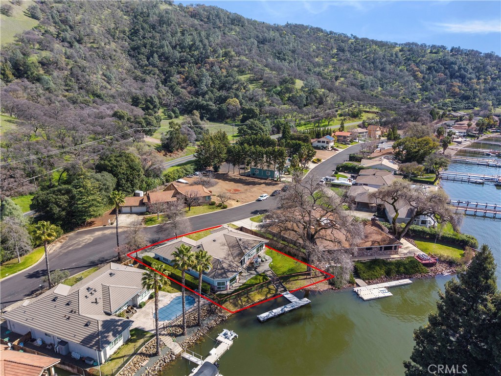 8641 Paradise Valley Blvd, Lucerne, CA 95458