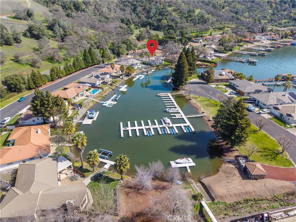 8641 Paradise Valley Blvd, Lucerne, CA 95458