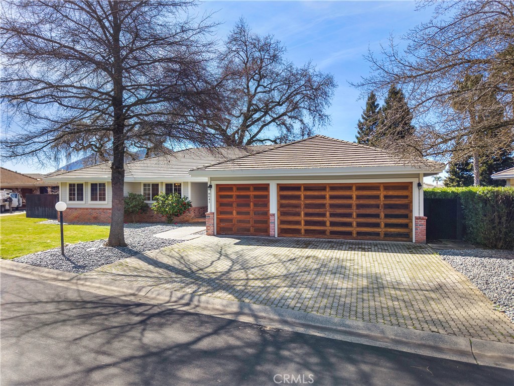 8641 Paradise Valley Blvd, Lucerne, CA 95458