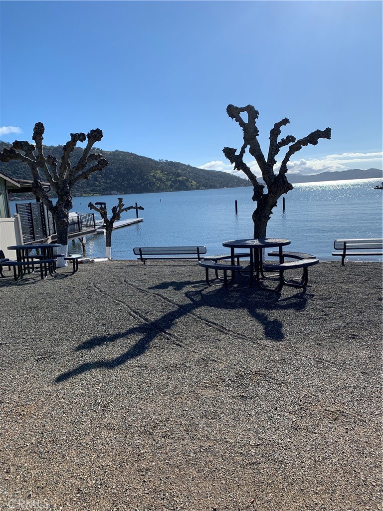 7795 RICHARD Dr, Lucerne, CA 95458