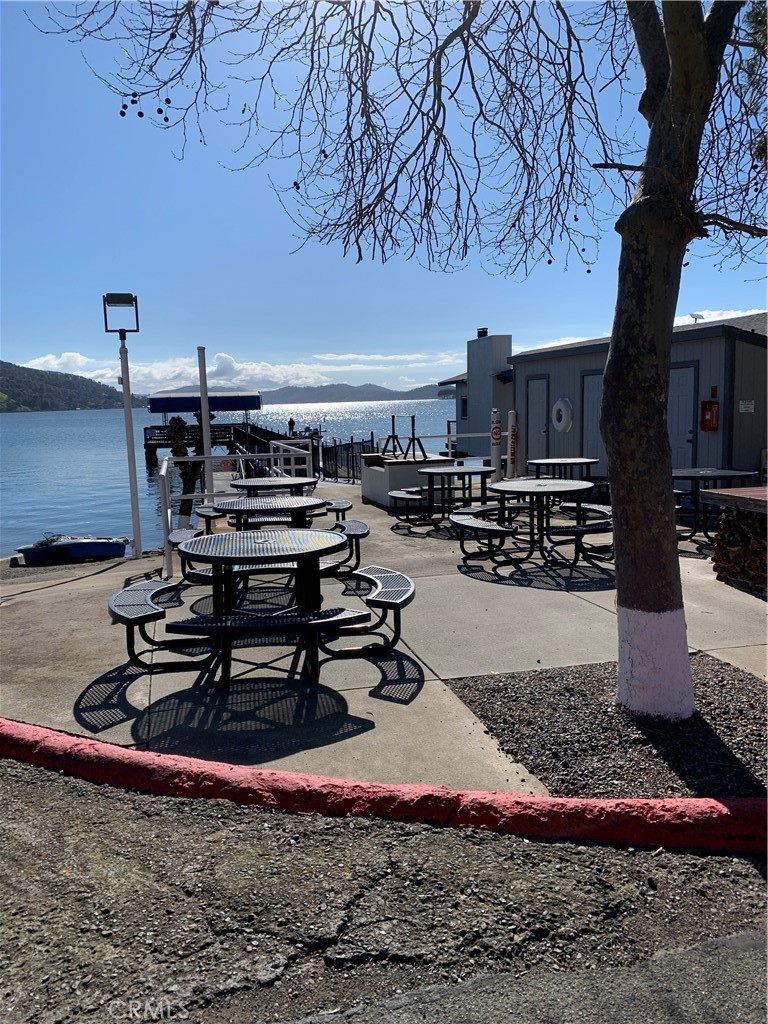 7795 RICHARD Dr, Lucerne, CA 95458