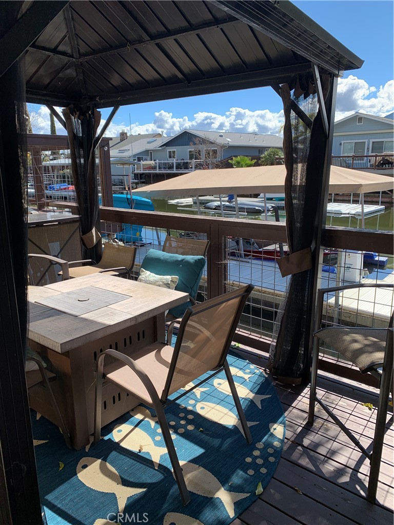 7795 RICHARD Dr, Lucerne, CA 95458