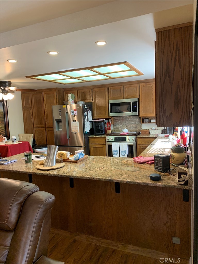 7795 RICHARD Dr, Lucerne, CA 95458