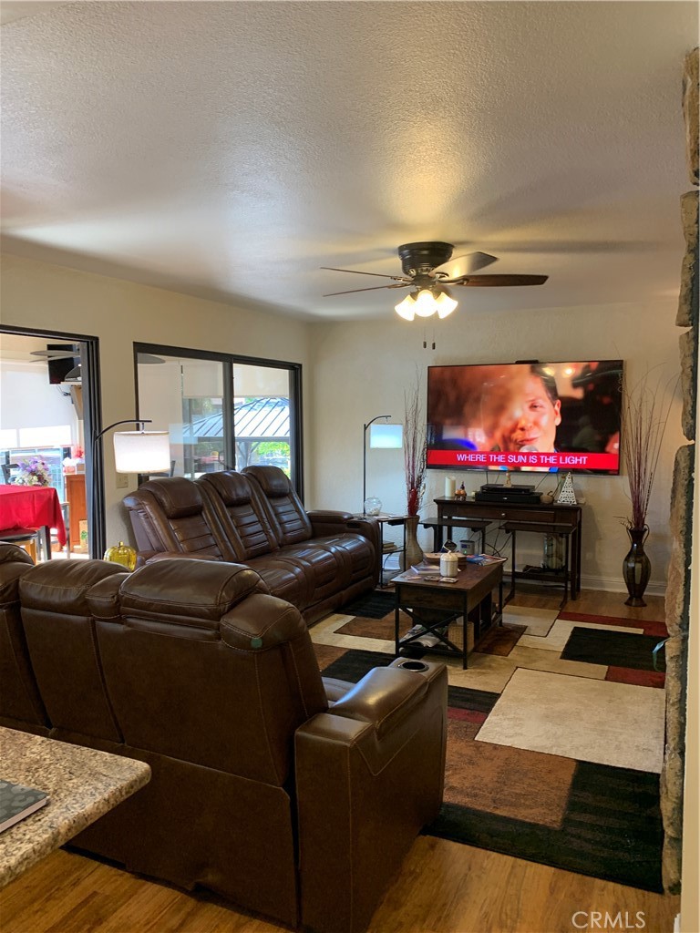 7795 RICHARD Dr, Lucerne, CA 95458