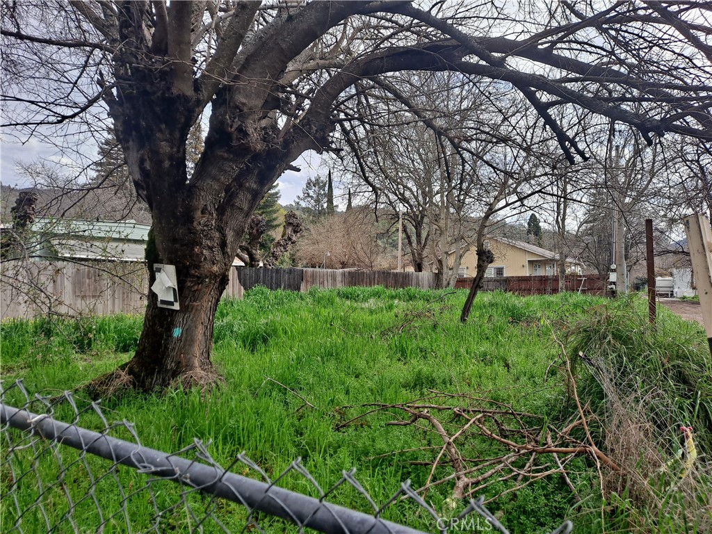 6289 13th Avenue, Lucerne, CA 95458