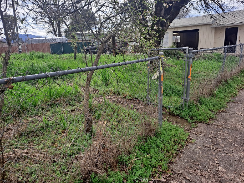 6289 13th Avenue, Lucerne, CA 95458