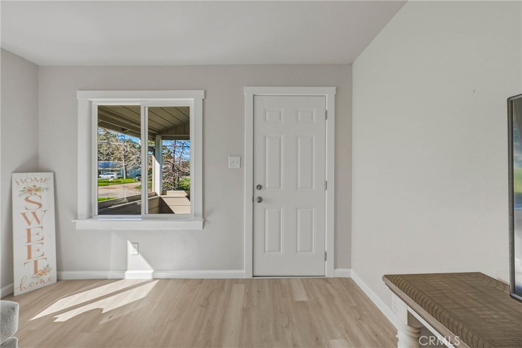 6061 1st Ave, Lucerne, CA 95458