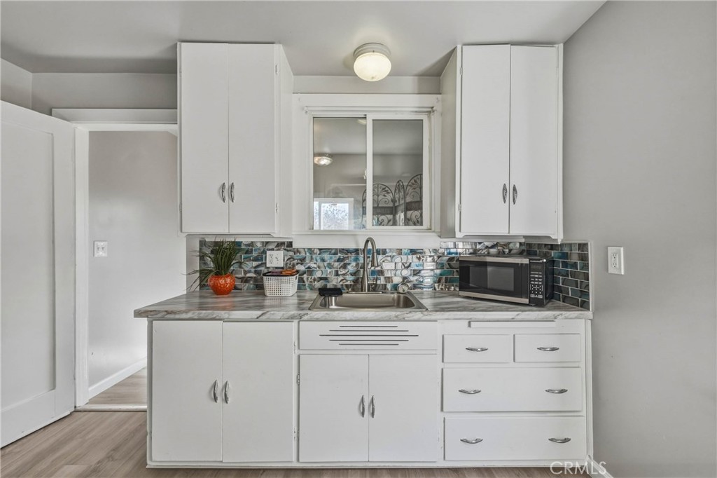 6061 1st Ave, Lucerne, CA 95458