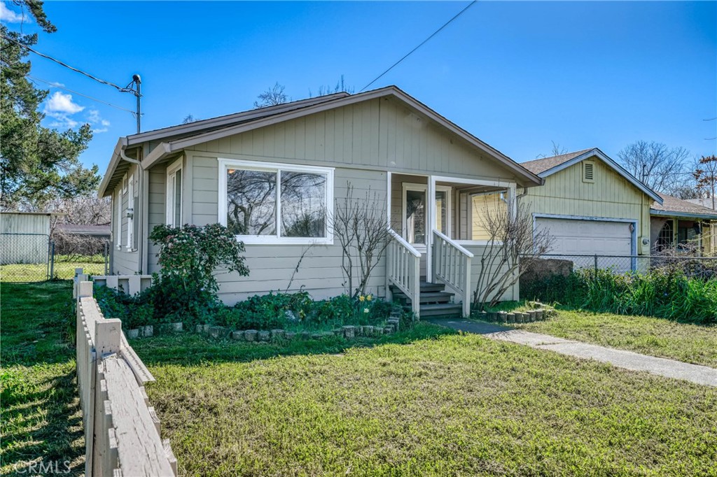 6061 1st Ave, Lucerne, CA 95458