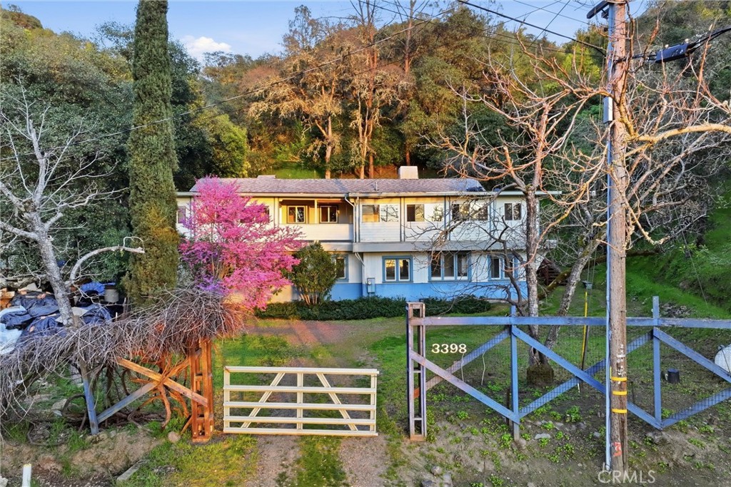 3398 Ogden Rd, Lucerne, CA 95458