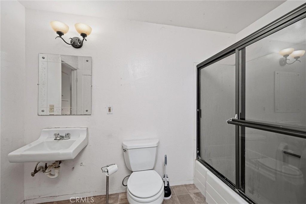 3398 Ogden Rd, Lucerne, CA 95458