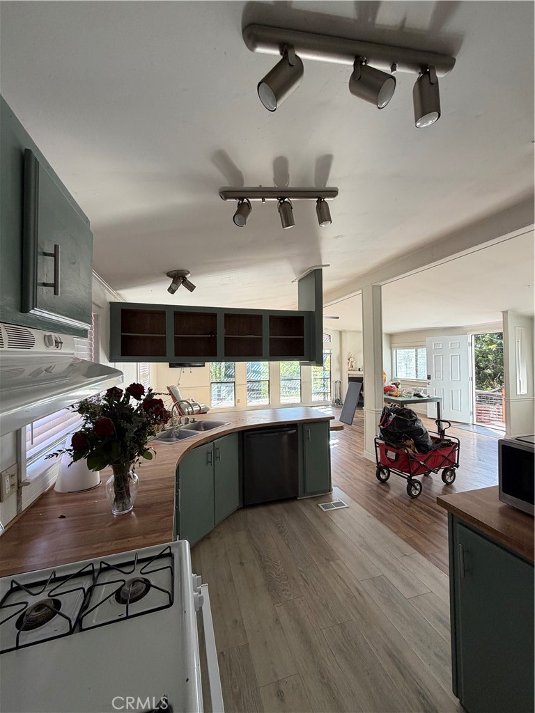 4047 Foothill, Lucerne, CA 95458