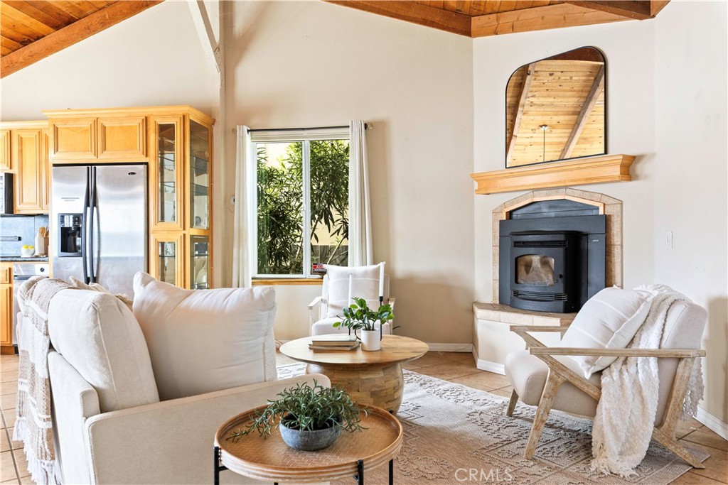 7665 Milos Ct, Lucerne, CA 95458