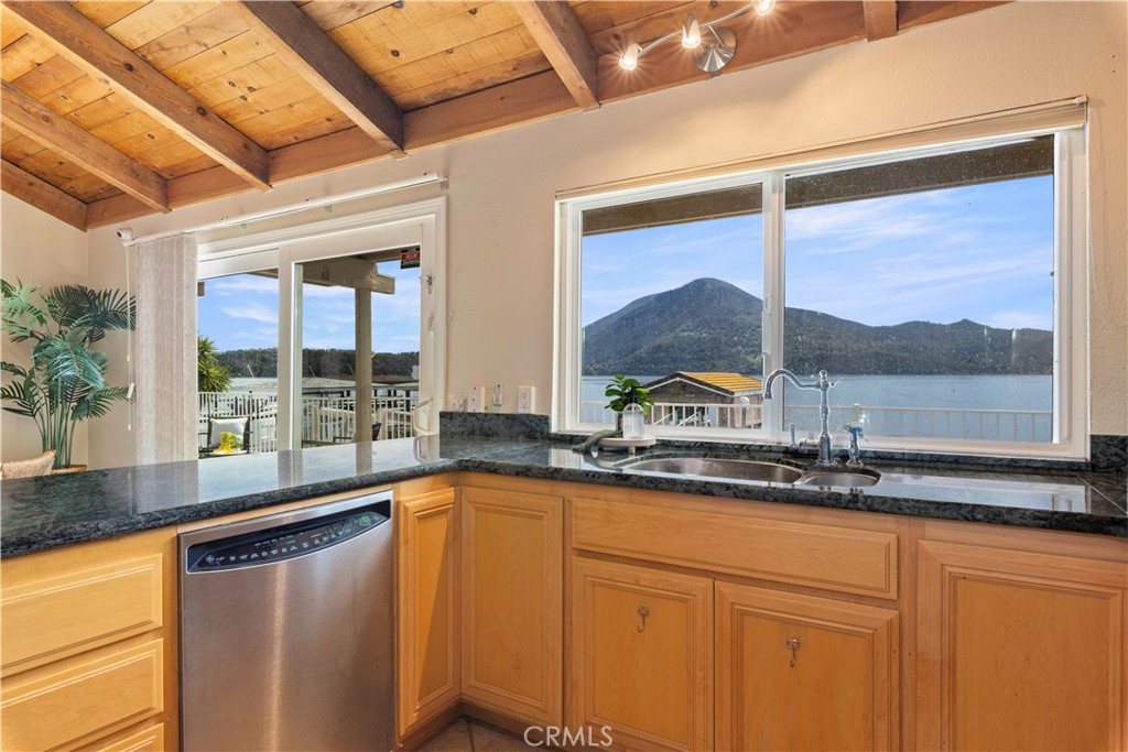 7665 Milos Ct, Lucerne, CA 95458