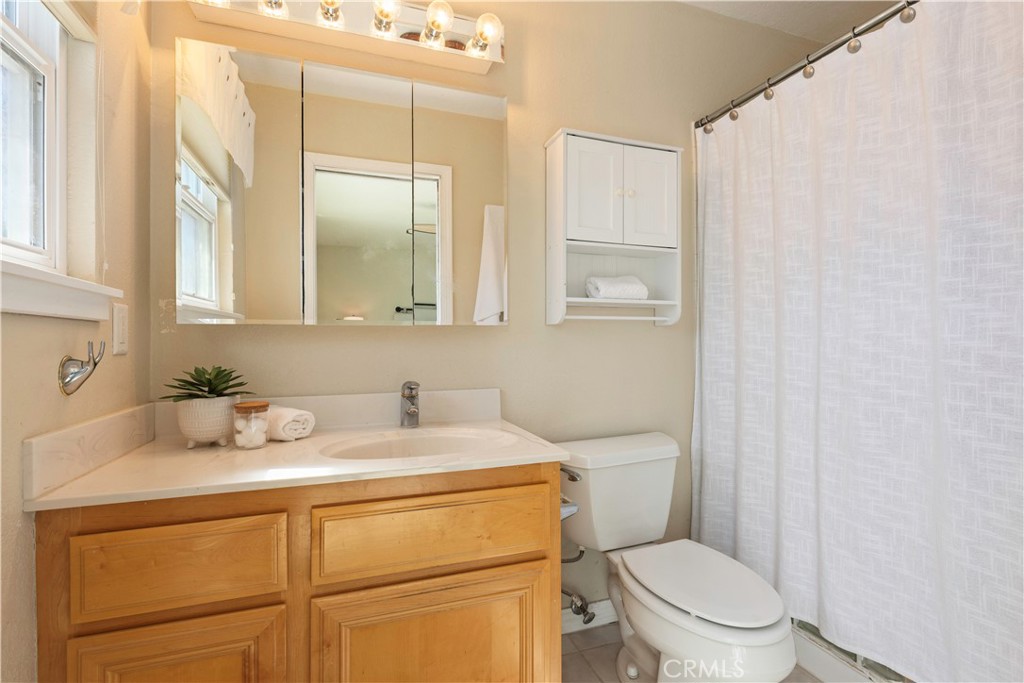 7665 Milos Ct, Lucerne, CA 95458