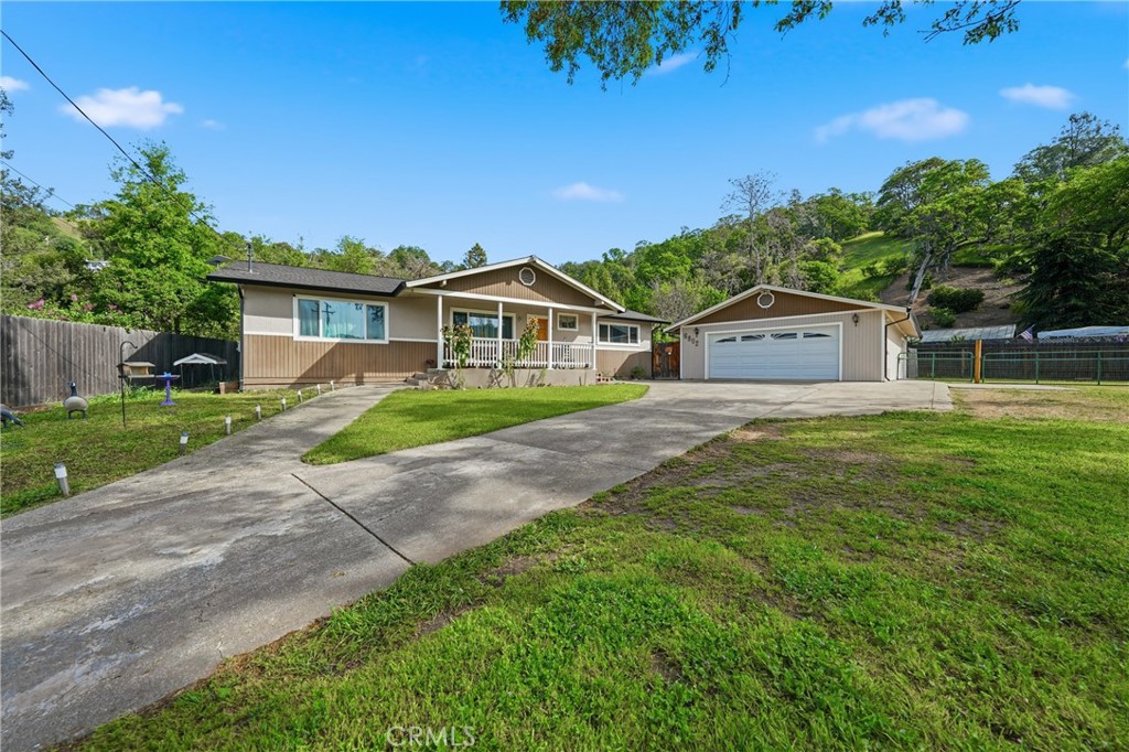 6802 Doris Circle, Lucerne, CA 95458