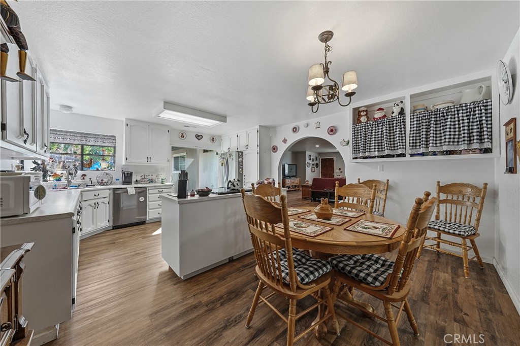 6802 Doris Circle, Lucerne, CA 95458