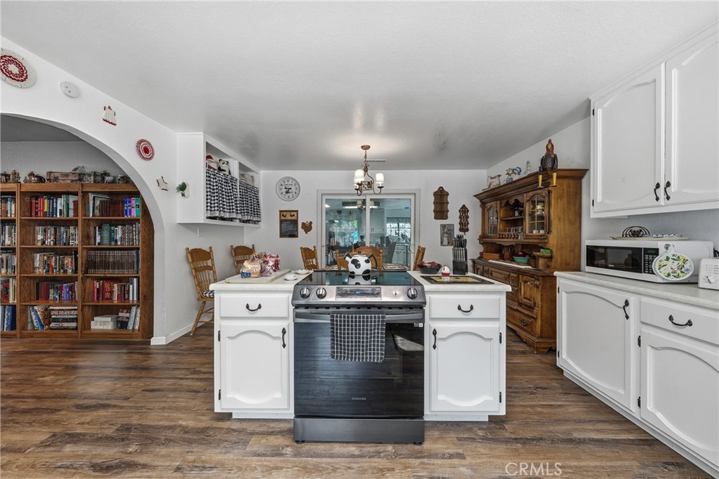 6802 Doris Circle, Lucerne, CA 95458