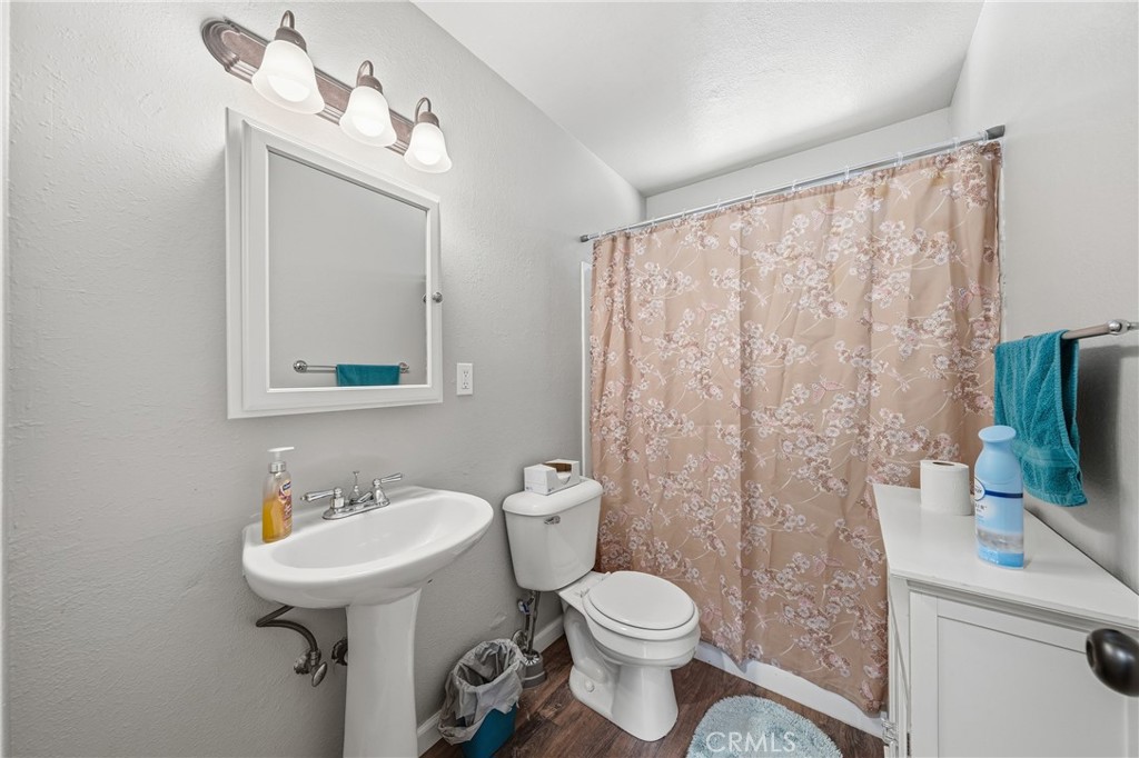 6802 Doris Circle, Lucerne, CA 95458