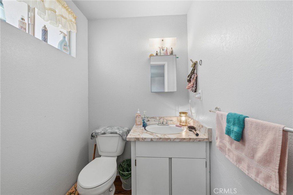 6802 Doris Circle, Lucerne, CA 95458