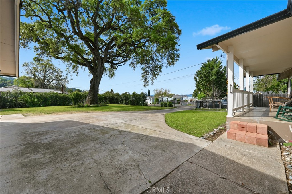 6802 Doris Circle, Lucerne, CA 95458