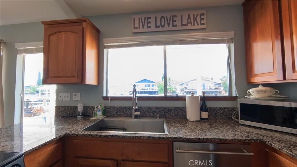 7805 Richard, Lucerne, CA 95458